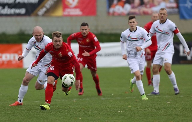 Widzew gra dziś w Nowym Dworze Mazowieckim z miejscowym Świtem. WIDZEW ŚWIT NA ŻYWO