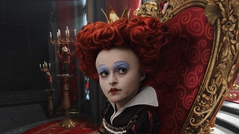 Helena Bonham Carter w "Alicji w Krainie Czarów"...