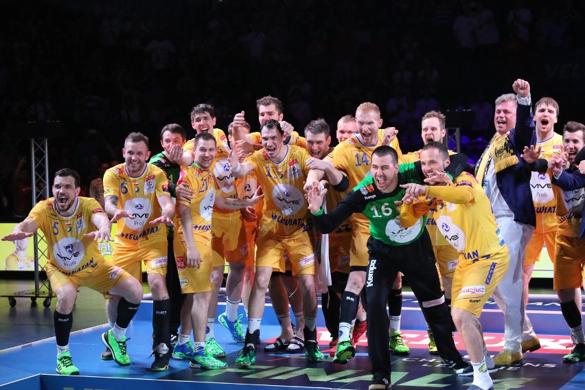 Vive Tauron Kielce po horrorze wygrał z Veszprem i zwyciężył w Lidze Mistrzów