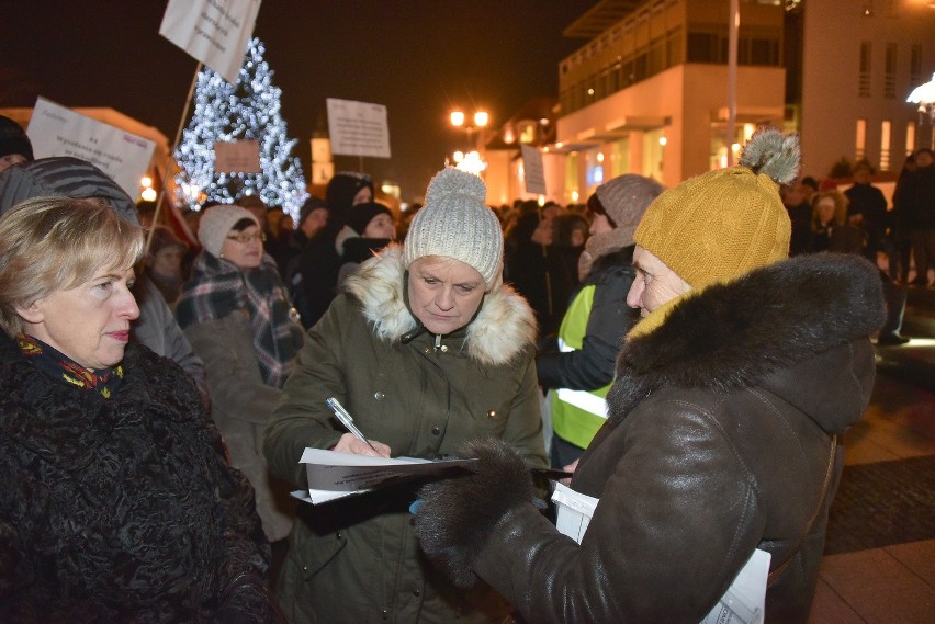 Manifestacja w Białymstoku Strajk Obywatelski - Stop...