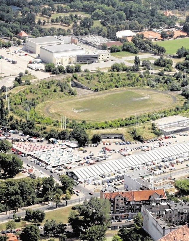 My-Poznaniacy złożyło doniesienie do prokuratury na Ryszarda Grobelnego. Chodzi o zaniechania w sprawie stadionu Szyca