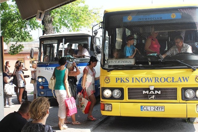 W czasie wakacje z Inowrocławia do Przyjezierza dojedziemy autobusami KPTS (PKS)