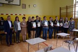 "Olimpijczycy są wśród nas" we włoszczowskim "Sikorskim". W tegorocznym konkursie matematycznym wzięło udział 80 uczniów z 13 szkół
