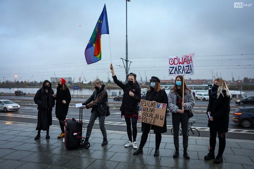 Strajk kobiet - manifestacja i przemarsz, 6.11.2020