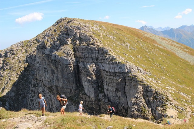 Od góry liczącej niecałe 1400 m do szczytu poza szlakami - w Tatrach każdy znajdzie coś dla siebie.