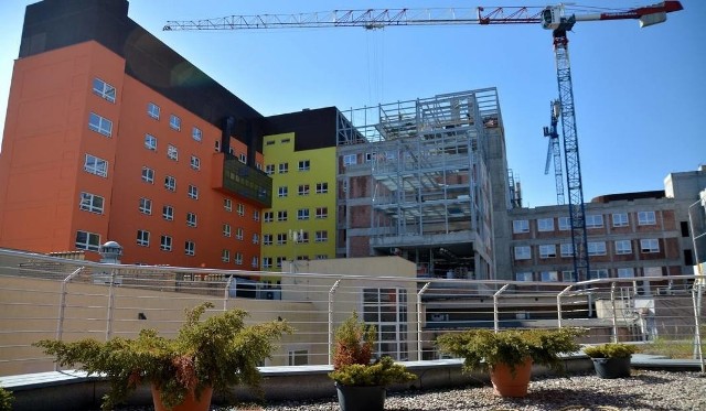 46,6 mln zł to całkowity koszt dokończenia rozbudowy szpitala onkologicznego