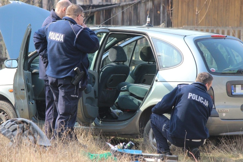 Policyjny pościg za pijanym kierowcą. Łodzianin potrącił policjanta, padły strzały [ZDJĘCIA+FILM]