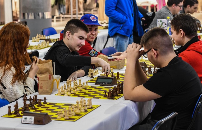 CH Focus w Bydgoszczy zamieniło się w scenę dla szachistów....
