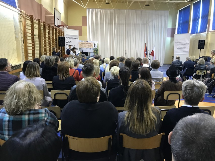 Powiatowy Dzień Edukacji Narodowej w Mikołowie