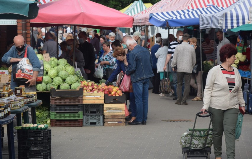 W sobotę, 5 czerwca na miejskim targu w Szydłowcu panował...