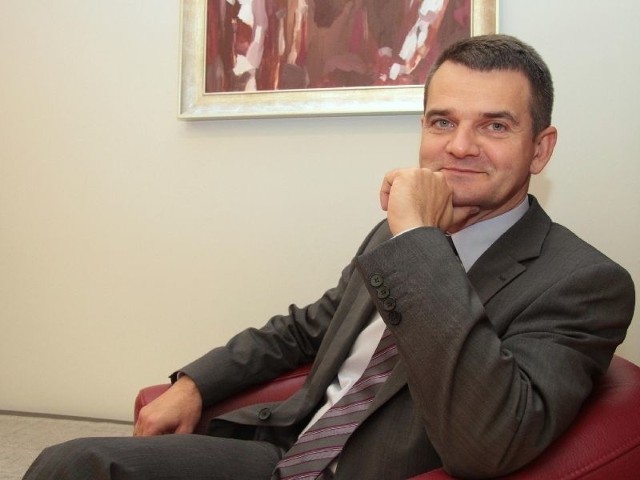 Profesor Jacek Semaniak.