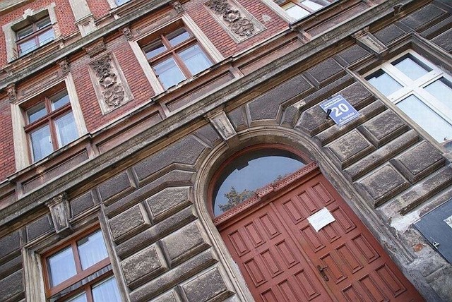 Kamienica przy ulicy Toruńskiej 20 w Inowrocławiu Kamienica przy ulicy Toruńskiej 20 w Inowrocławiu ma już 130 lat.
