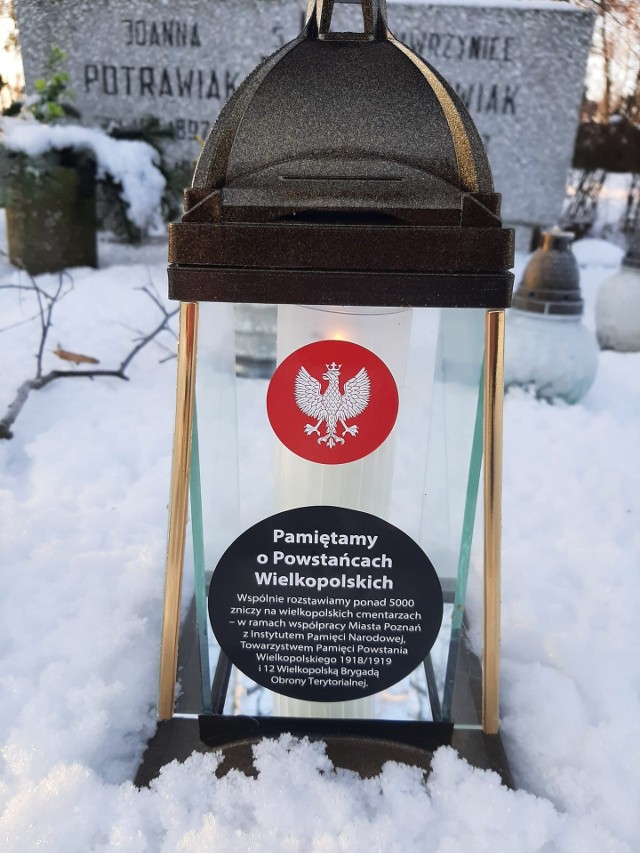 5 tysięcy zniczy trafi na groby powstańców w całej Wielkopolsce w ramach akcji Pamiętamy o Powstańcach Wielkopolskich.