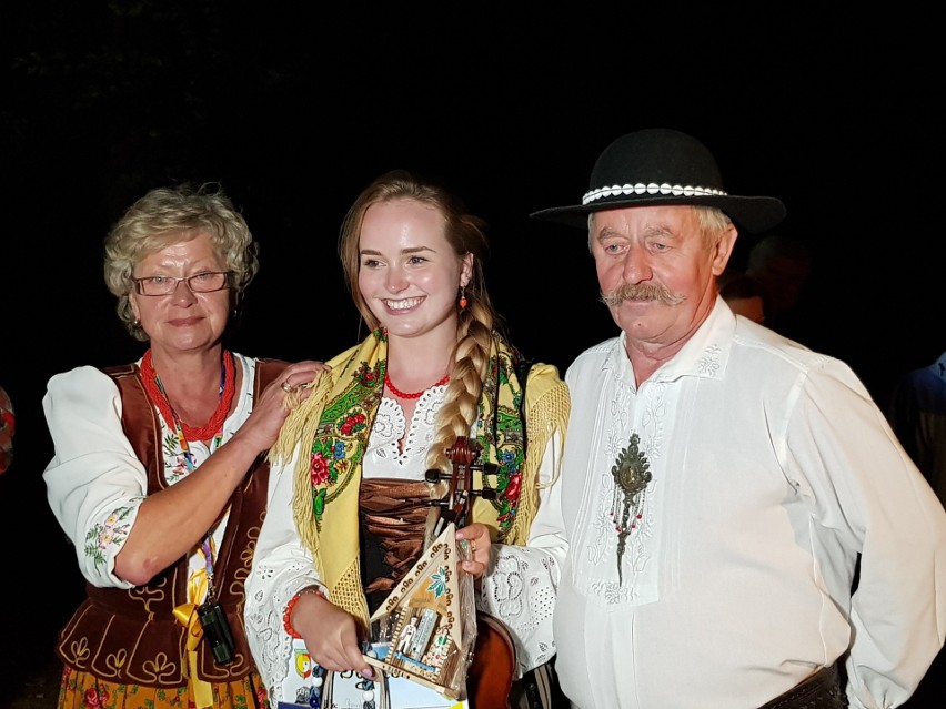 Odkryj Beskid Wyspowy. Z góralami świętowali na Luboniu Wielkim