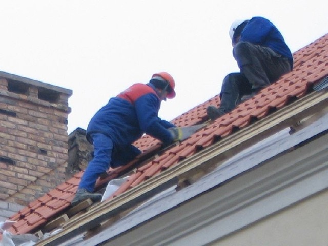 - tyle Wojewódzki Fundusz Ochrony Środowiska przeznaczył w tym roku usuwanie azbestu z budynków mieszkalnych