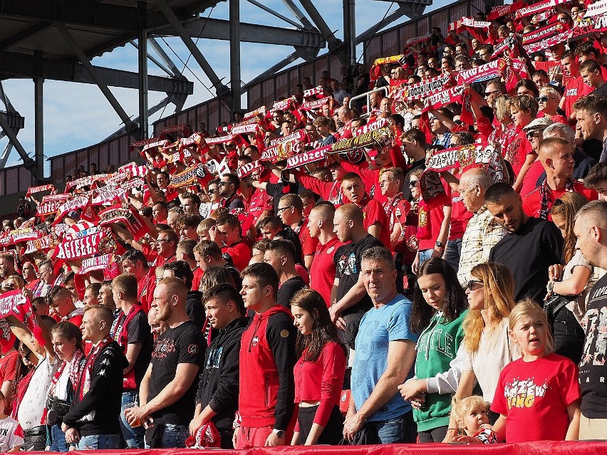 Kolejny rekord kibiców piłkarskiej drużyny Widzewa. To są fani! Klub jest dumny