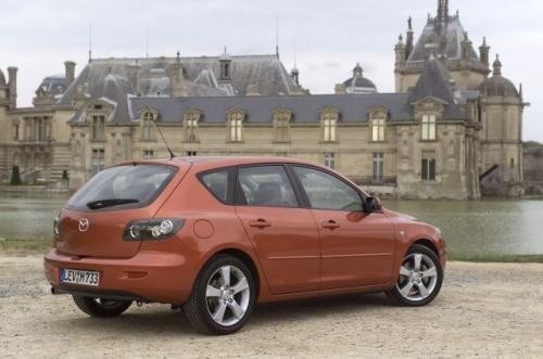 Fot. Mazda: Mazda 3 napędzana silnikiem 1,6 l/105 KM jest...