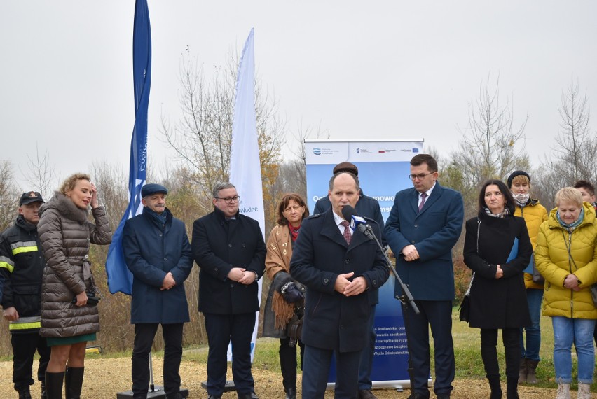 Na wale nad Sołą w Broszkowicach (gm. Oświęcim) Państwowe...