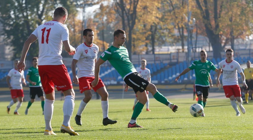 Resovia Rzeszów remisuje bezbramkowo z GKS Bełchatów.