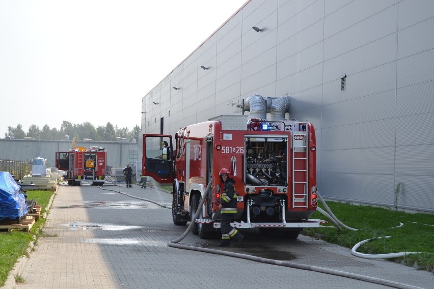 Pożar fabryki Nifco w Żorach. Pożar w Żorach