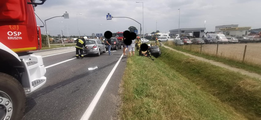 Wypadek na DK10 pod Bydgoszczą! Są poszkodowani i utrudnienia w ruchu