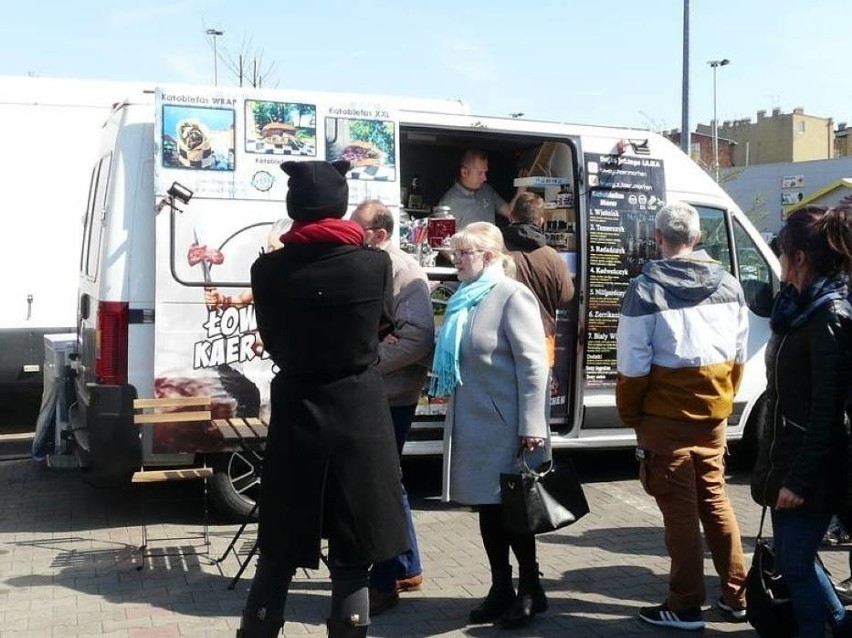 Festiwal Smaków Food Trucków miał odbyć się w kwietniu....