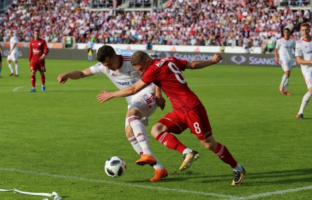 Szymon Matuszek strzelił w 32 min. na 1:0 dla Górnika. W ostatniej kolejce Lotto Ekstraklasy w grupie mistrzowskiej Górnik Zabrze gra w niedzielę z Wisłą Kraków. Oba zespoły mają szansę na grę w kwalifikacjach Ligi Europejskiej.