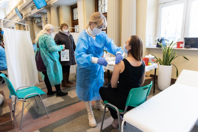 W sobotę odbyła się kolejna akcja szczepień w Podkarpackim Urzędzie Wojewódzkim