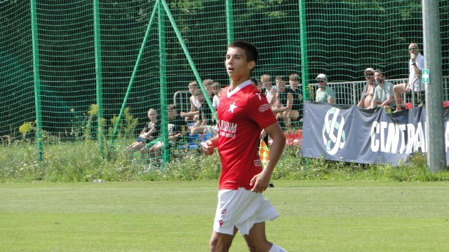 Maciej Kuziemka strzelił pierwszego gola dla Wisły Kraków w meczu CLJ U-19 z Koroną w Kielcach