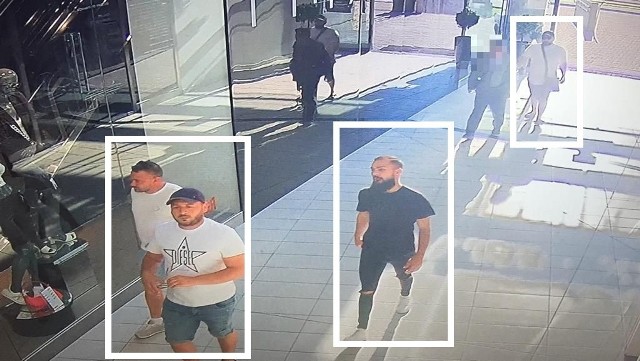 Policja z Grudziądza prosi o pomoc w ustaleniu tożsamości mężczyzn, którzy dokonali kradzieży gotówki w jednej z galerii handlowych