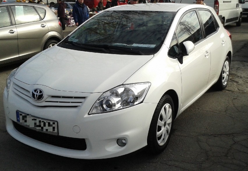 Toyota auris, 2.0 D-4D, rok produkcji 2011, cena 38.000 zł...