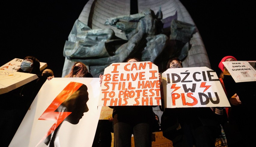 Kolejny dzień protestu kobiet w Rzeszowie - doszło do...