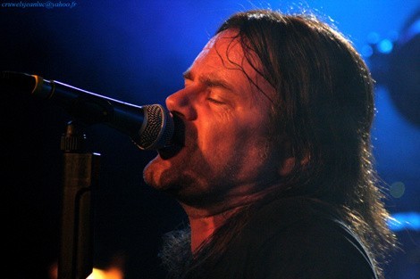 Doogie White śpiewał w Rainbow, który założył Ritchie Blackmore, gitarzysta Deep Purple.