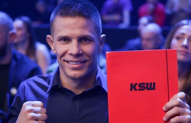 Jeden z najbardziej doświadczonych fighterów wagi lekkiej w Polsce Marcin Held dołączył do KSW
