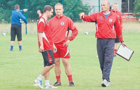 Dariusz Bratkowski (z prawej) został wczoraj pierwszym trenerem ŁKS.