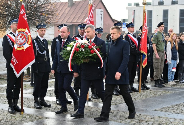 W uroczystościach brał udział burmistrz Daleszyc, Dariusz Meresiński.