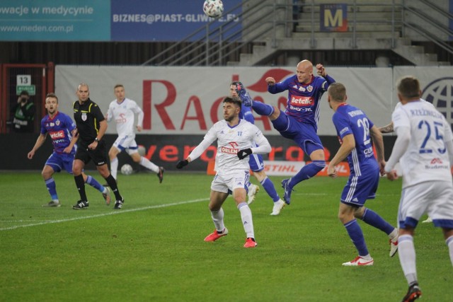 23.10.2020 r. Piast Gliwice - Wisła Płock 2:2.Zobacz kolejne zdjęcia. Przesuwaj zdjęcia w prawo - naciśnij strzałkę lub przycisk NASTĘPNE