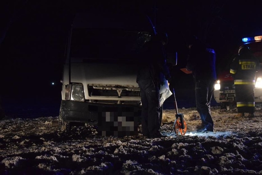 Krotoszyn: Poważny wypadek pod Perzycami. Zderzenie busa i...