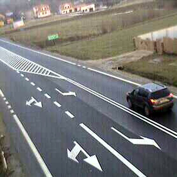 Przy trasach krajowych w województwie świętokrzyskim jest już siedem kamer drogowych, które prezentują takie oto obrazy.