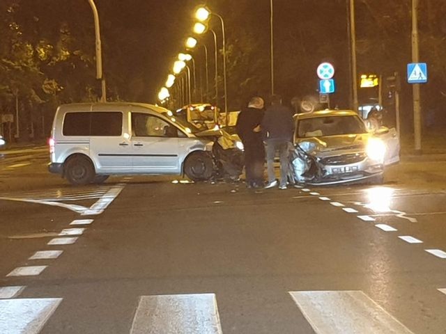 Wypadek na skrzyżowaniu ulic Brücknera, Kwidzyńskiej i Toruńskiej we Wrocławiu