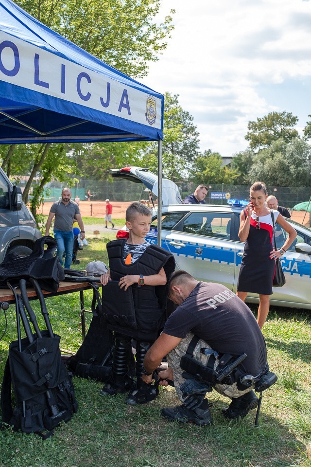 Tarnów. Policyjny piknik "Wakacje - bawmy się bezpiecznie" [ZDJĘCIA]