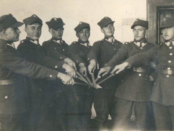 1936 szkoła podchorążych 11 Karpackiej Dywizji Piechoty....