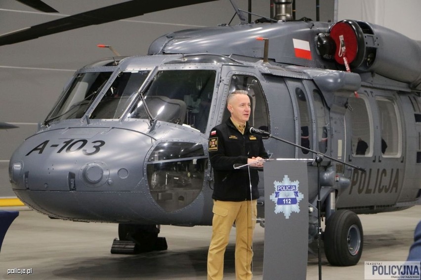  Dwa kolejne śmigłowce S-70i Black Hawk wyprodukowane w Mielcu będą służyć polskiej policji [ZDJĘCIA]