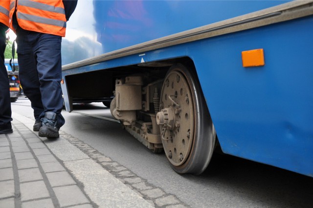 W ciągu godziny na rondzie Kocmyrzowskim wykoleiły się dwa tramwaje. Zdjęcie ilustracyjne.