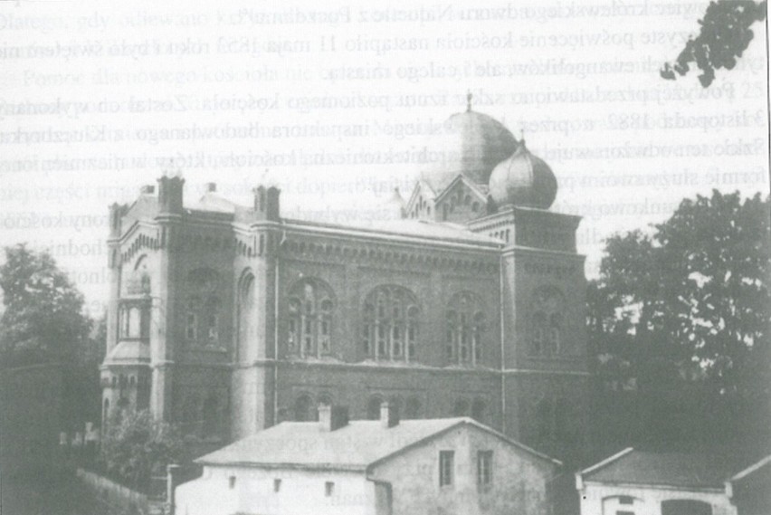 Tak wyglądała synagoga na Wielkim Przedmieściu w Oleśnie....