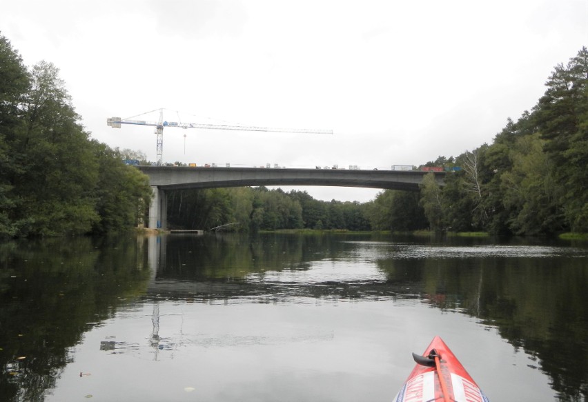 Most na trasie ekspresowej S5 spina już oba brzegi rzeki Brdy