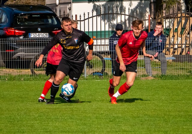 Spartak Deszczno ma logo, zapożyczone od Górnika Zabrze. Piłkarze spod Gorzowa zajmują obecnie trzecie miejsce w klasie okręgowej i marzą o awansie do czwartej ligi.