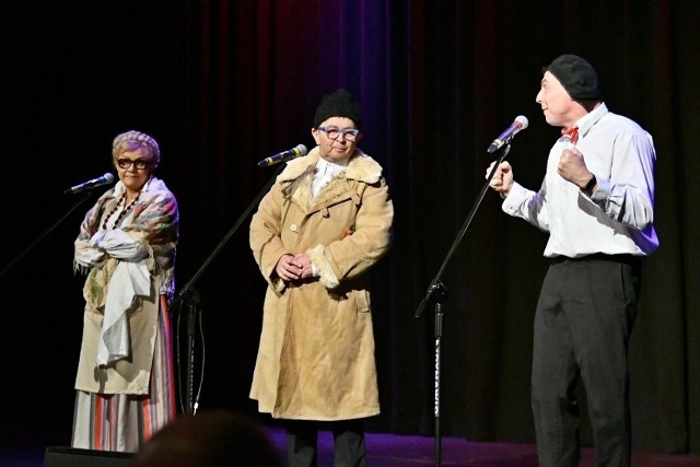 Podczas plenerowego pikniku rodzinnego w Muzeum Wsi Radomskiej wystąpi znany kabaret Pod Wyrwigroszem.