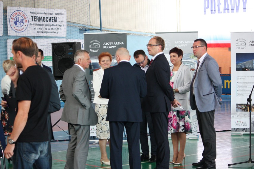 Ministerstwo sportu podpisało umowę o dofinansowanie budowy hali w Puławach