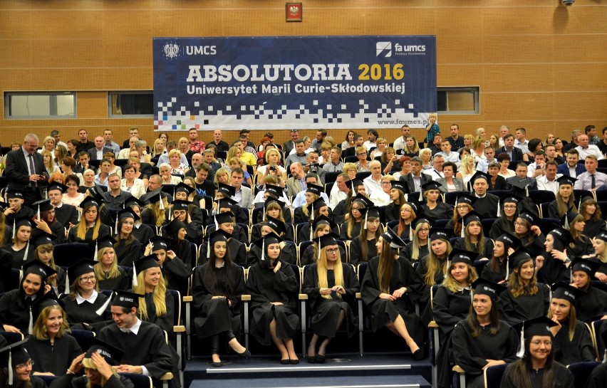 Absolutoria 2016. Studenci UMCS żegnają się z uczelnią (ZDJĘCIA)